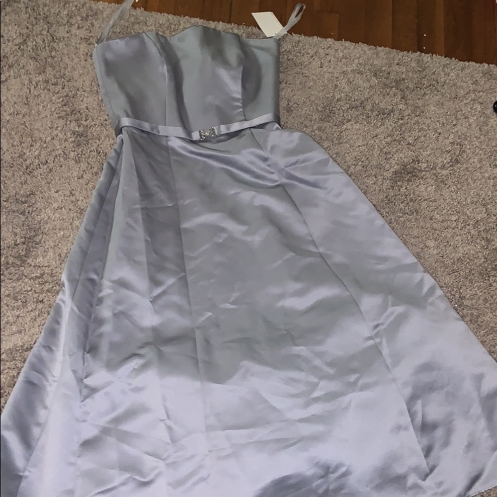 Dress - Picture 4 of 4
